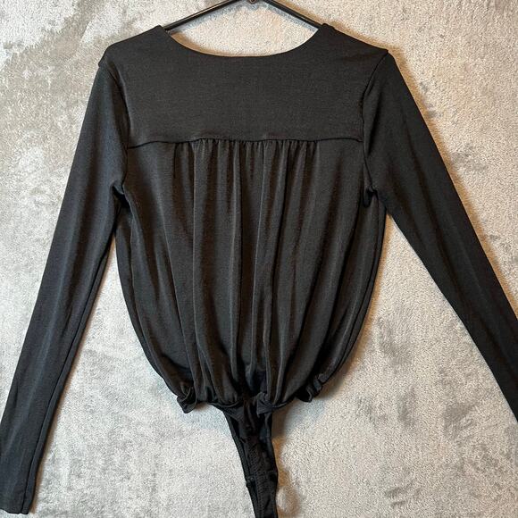 Free People Black Turnt Faux Wrap Long Sleeve Bodysuit Size Small - Picture 4 of 6